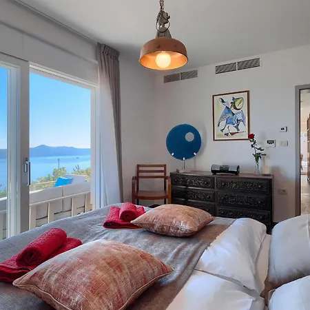Holiday home Niazi Moscenicka Draga